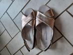 goudkleurige damessandalen  maat 39, Ophalen, Overige kleuren, Sandalen of Muiltjes, Zo goed als nieuw