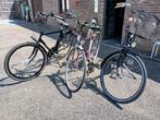 Één heren fiets batavus , twee dames fietsen, Ophalen, Zo goed als nieuw, Dames