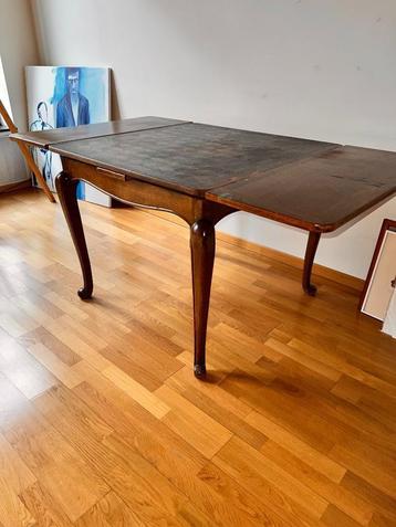 Vierkante tafel, 90 cm, verlngbaar met twee stukken tot 163  beschikbaar voor biedingen