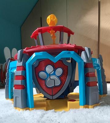 Paw patrol poort beschikbaar voor biedingen