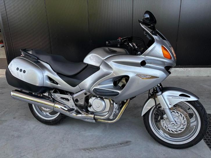 Honda Deauville 650, Motoren, Motoren | Honda, Bedrijf, Toermotor, meer dan 35 kW, 2 cilinders, Ophalen