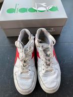 Diadora sportschoenen met witte zool mt 38, Ophalen of Verzenden, Gebruikt