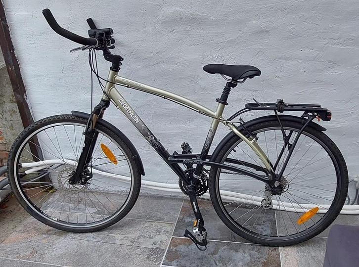 Decathlon Triban Trail 7, Fietsen en Brommers, Fietsen | Heren | Sportfietsen en Toerfietsen, Gebruikt, Overige merken, Meer dan 20 versnellingen