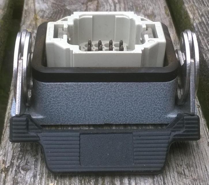 Stekker 24 polig chassisdeel, Harting, Muziek en Instrumenten, Kabels en Stekkers, Zo goed als nieuw, Apparatuur, Ophalen of Verzenden