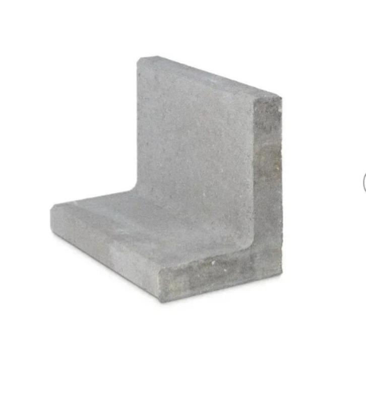 KOOPJE: 17 keerwanden van 40cm hoog x 50cm breed, Tuin en Terras, Bielzen en Borduren, Zo goed als nieuw, Blok, Beton, 25 tot 50 cm