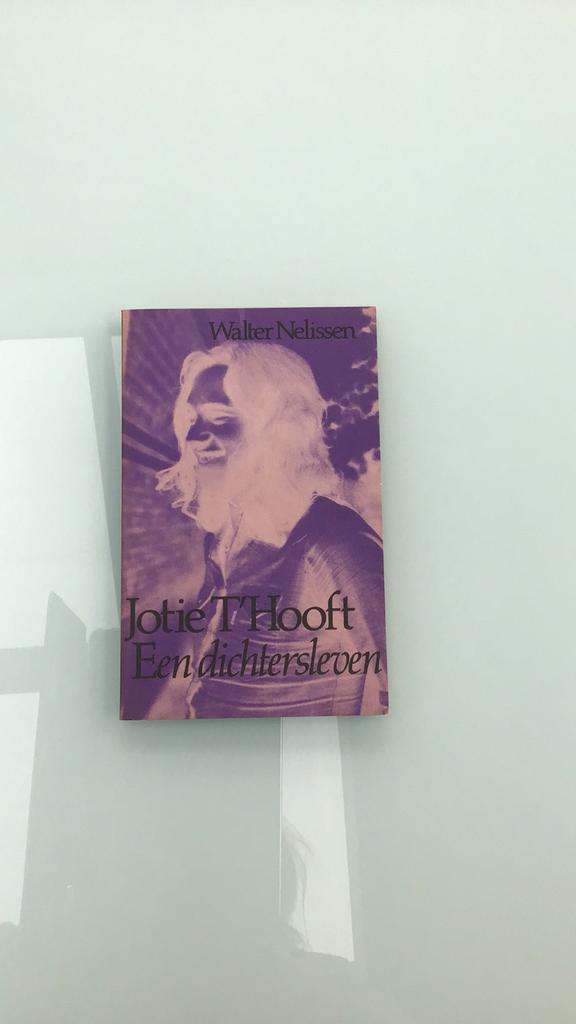 Een dichtersleven, Boeken, Filosofie, Zo goed als nieuw, Ophalen of Verzenden