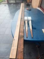 Te koop 2 pinnen en 2 palen, Tuin en Terras, Ophalen, Gebruikt, Palen, Hardhout