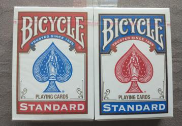 2 Kaartspellen Bicycle beschikbaar voor biedingen