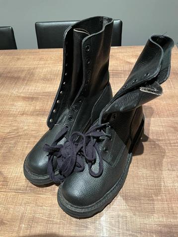 Nieuwe original ABL Combat boots / combat shoes maat 44., Enlèvement ou Envoi, Armée de terre, Vêtements ou Chaussures