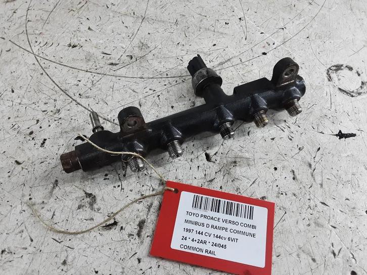 RAMPE D'INJECTION Toyota ProAce Shuttle (94675G01), Autos : Pièces & Accessoires, Systèmes à carburant, Toyota, Utilisé