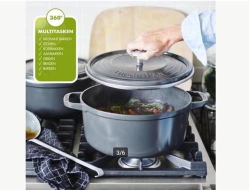 Vederlichte stoofpot van 26 cm nieuw - 50 Eur, Huis en Inrichting, Keuken | Potten en Pannen, Nieuw, Gietijzer, Ophalen