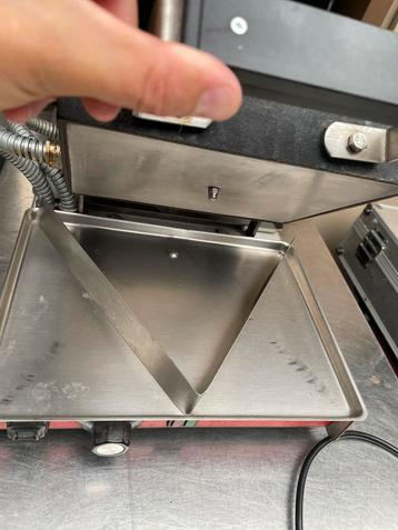 Wafelijzer draaibaar 3x5. Zeer goede staat! beschikbaar voor biedingen