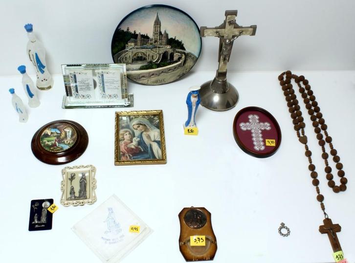 Paternoster wijwatervat Lourdes Heilige Maria Kruis, Verzamelen, Religie, Gebruikt, Christendom | Katholiek, Beeld(je), Ophalen of Verzenden