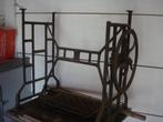 voet naaimachine, Ophalen