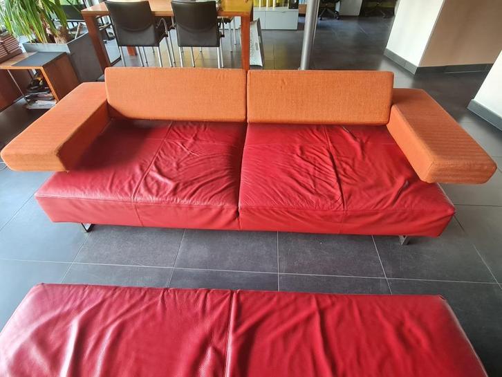 Design zetel leder Arketipo loft met voetbank, Huis en Inrichting, Zetels | Zetels en Chaises Longues, Gebruikt, Vierpersoons of meer
