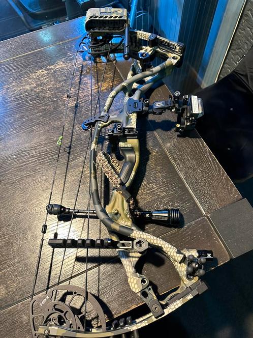 Hoyt rx -5, Sport en Fitness, Handboogschieten, Zo goed als nieuw, Ophalen of Verzenden