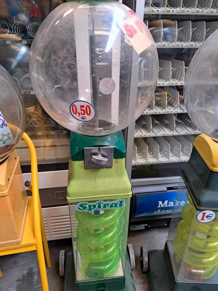 Spiral capsule automaat, Verzamelen, Automaten | Overige, Ophalen