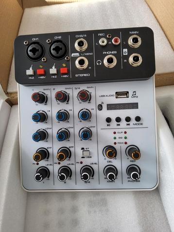 Audio mixer nooit gebruikt  beschikbaar voor biedingen