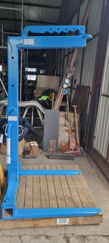 Pallethaak beschikbaar voor biedingen