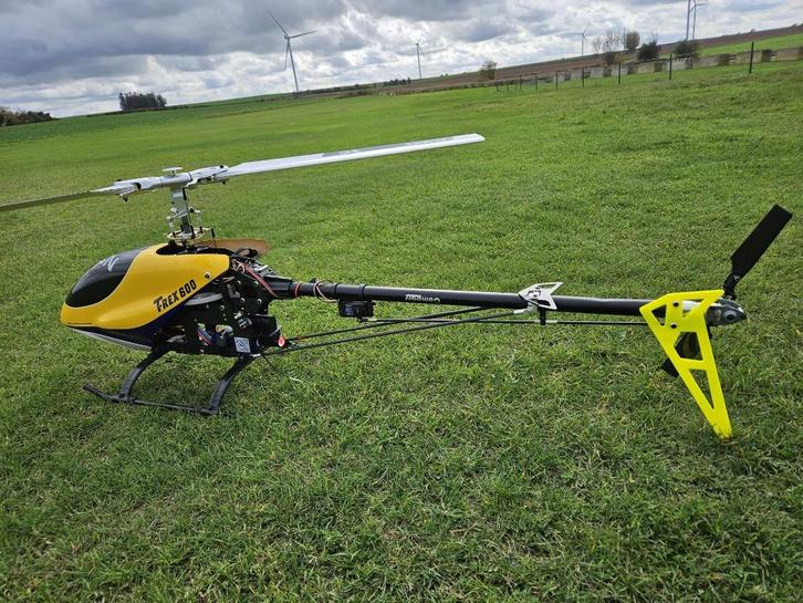 T-REX 600 ESP stabilisation, rescue, Hobby en Vrije tijd, Modelbouw | Radiografisch | Helikopters en Quadcopters, Zo goed als nieuw
