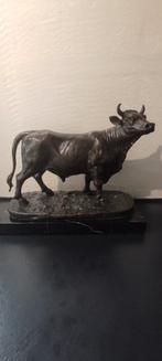 Zeer mooie bronzen stier getekend L. BONNEUR mooi patina, Antiek en Kunst, Ophalen of Verzenden