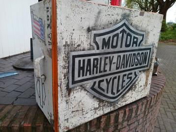 Harley Davidson onderdelen kist