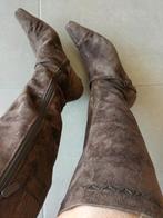 Hoge laarsjes bruin daine maat 38, Kleding | Dames, Hoge laarzen, Bruin, Ophalen of Verzenden, Gedragen