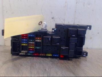 BOITIER FUSIBLES Volvo S60 I (RS / HV) (9452993), Utilisé, Volvo
