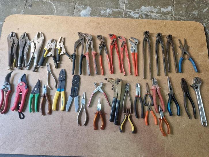 Verschillende soorten papegaai tangen, Antiek en Kunst, Antiek | Gereedschap en Instrumenten, Ophalen