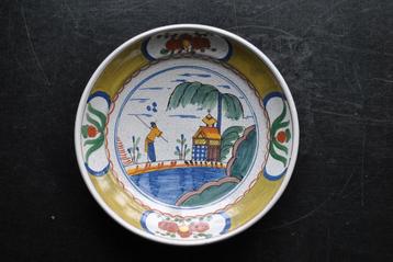 Assiette en faïence polychrome Delft XXè (copie à La Hache?), Enlèvement ou Envoi