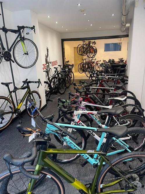 nieuwe en tweedehands fietsen , showroom models, Hobby en Vrije tijd, Overige Hobby en Vrije tijd, Zo goed als nieuw, Ophalen