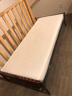 STEVIGE IJZEREN BED + MATRAS , GOEDE STAAT !!!, Gebruikt, Eenpersoons, Stevige ijzeren bed en matras, Wit