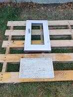 5 Oude houten ramen (dubbel glas) met raam lijsten, Doe-het-zelf en Bouw, Raamkozijnen en Schuifdeuren, Ophalen, Gebruikt