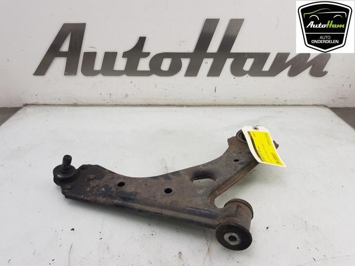 BRAS DE SUSPENSION AVANT DROIT (TRIANGLE) MiTo (955), Autos : Pièces & Accessoires, Suspension & Châssis, Alfa Romeo, Utilisé