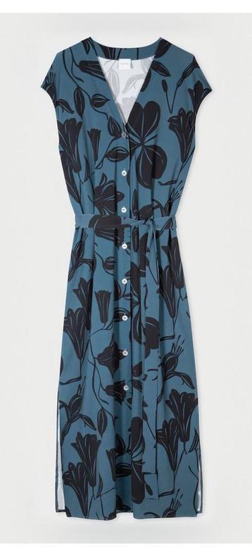 Amper gedragen blauw/grijze midaxi jurk van Paul Smith. 