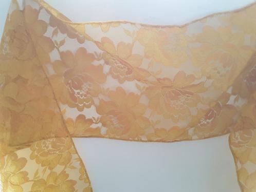 foulard - écharpe orange ajouré 155 x 20 cm motif fleur, Vêtements | Femmes, Bonnets, Écharpes & Gants, Neuf, Écharpe, Enlèvement ou Envoi