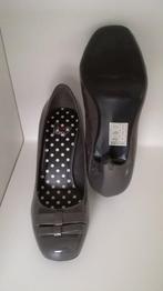 Pumps Hakken Grijs - Maat 40 - Nieuw, Ophalen, Pumps, Nieuw, I Love Shoes
