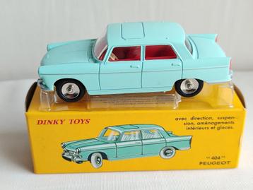 Dinky Atlas _ Peugeot 404 berline _ ref. 553 (turkooisblauw) beschikbaar voor biedingen