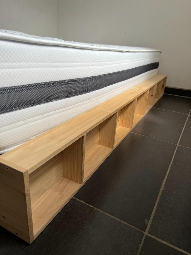 Cadre de lit 120x190, Huis en Inrichting, Slaapkamer | Bedden, Zo goed als nieuw, 120 cm, 190 cm of minder, Hout, Beige, Ophalen of Verzenden