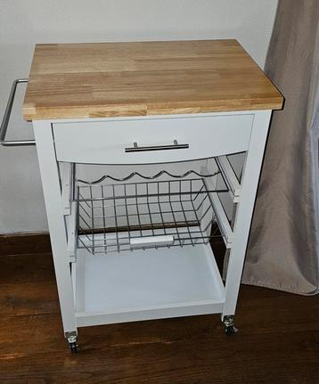 Trolley met wielen  beschikbaar voor biedingen