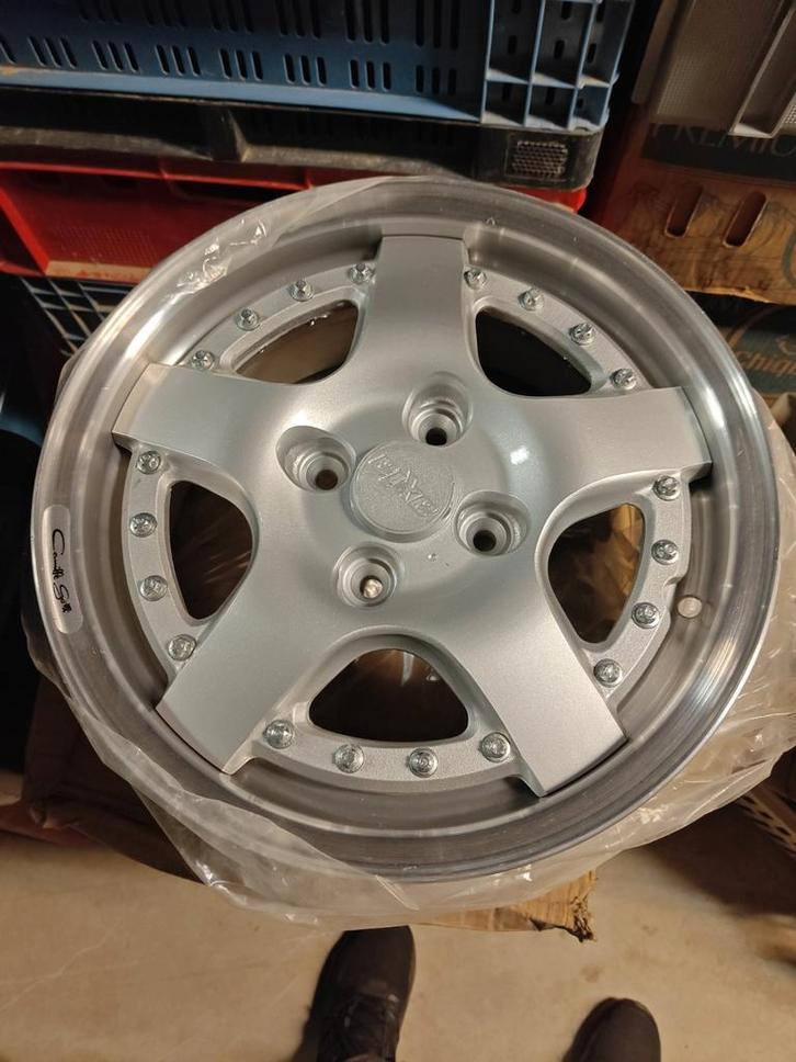 Jante Gotti 4x100 démontable vintage, Autos : Divers, Pièces de sport automobile, Enlèvement ou Envoi