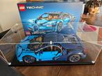 lego  Bugatti Chiron 42083 . MET PLEXI SHOWCASE, Kinderen en Baby's, Speelgoed | Duplo en Lego, Ophalen of Verzenden, Zo goed als nieuw