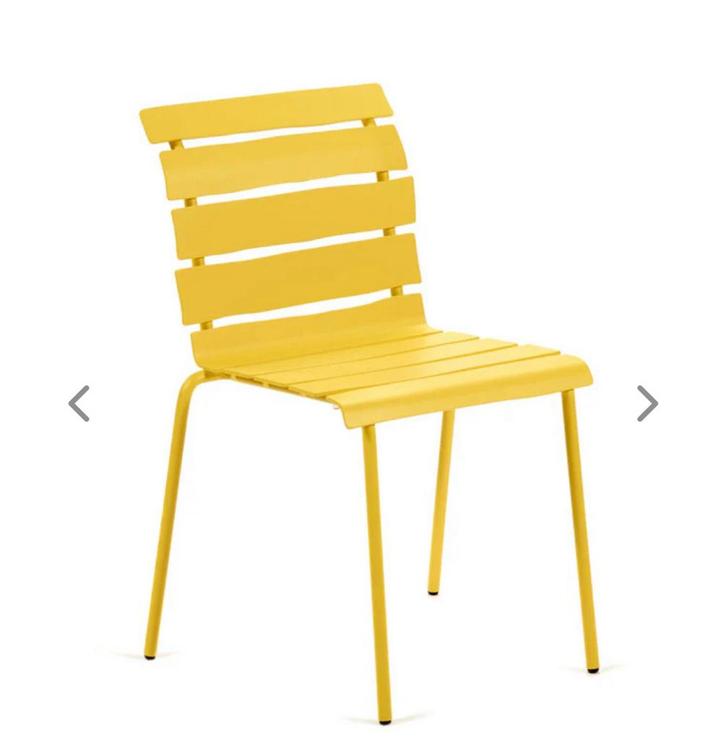 2 nieuwe gele tuinstoelen Valerie Objects Aligned, Jardin & Terrasse, Chaises de jardin, Neuf, Aluminium, Empilable, Enlèvement