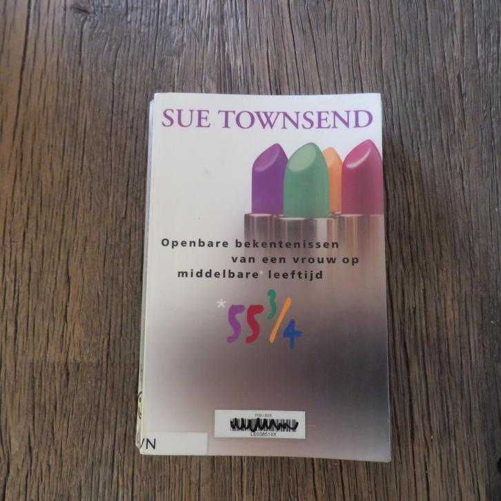 Sue Townsend Openbare bekentenissen van een vrouw op middelb, Boeken, Romans, Ophalen of Verzenden