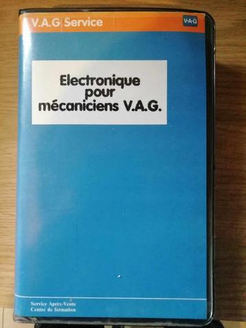 Cassette VHS cours VAG Volkswagen sur l'électronique
