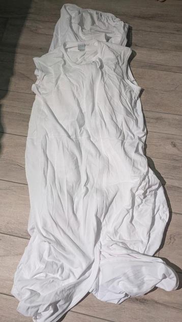 Verpleegdeken Metra zonder mouwen

 beschikbaar voor biedingen