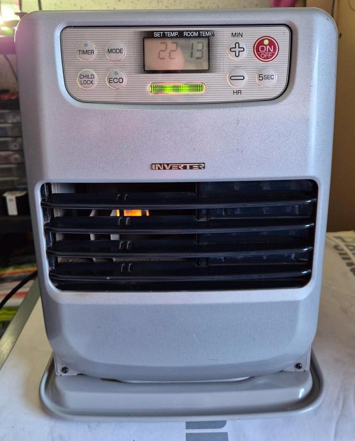 Laserkachel petroleumkachel, Huis en Inrichting, Kachels, Zo goed als nieuw, Vrijstaand, Petroleumkachel, Overige brandstoffen