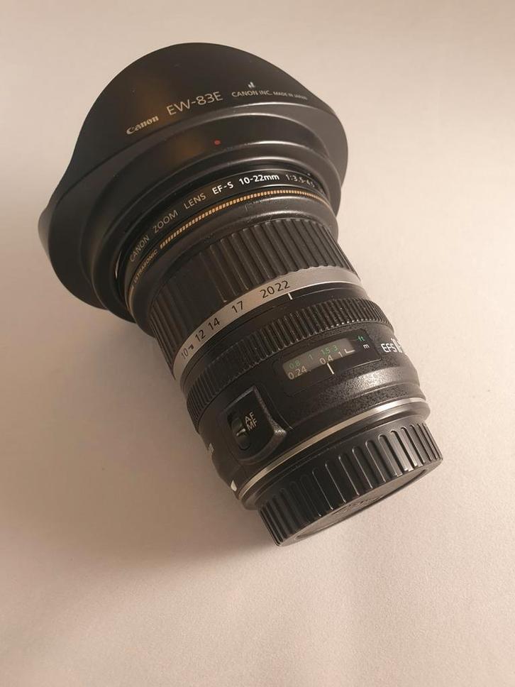 Canon EF-S 10-22 f/3.5-4.5 USM groothoeklens met zonnekap, Audio, Tv en Foto, Foto | Lenzen en Objectieven, Zo goed als nieuw