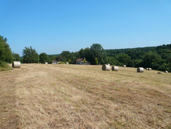 woning in de Calvados , Frankrijk met 30.000 m2 land en  wei, Immo, Buitenland, Frankrijk, Woonhuis, Landelijk, Verkoop zonder makelaar