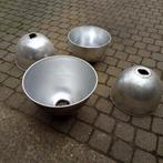 Lampenkappen, Enlèvement